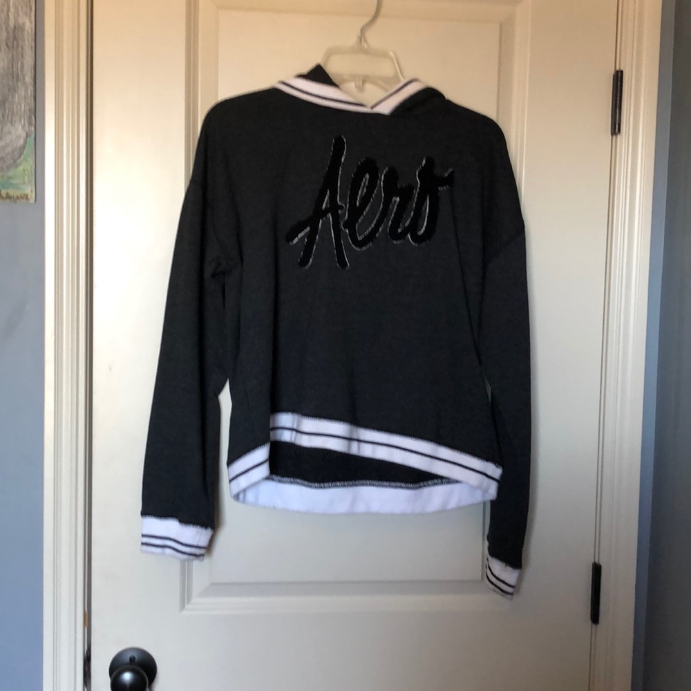 Aeropostale Black And White Sweater